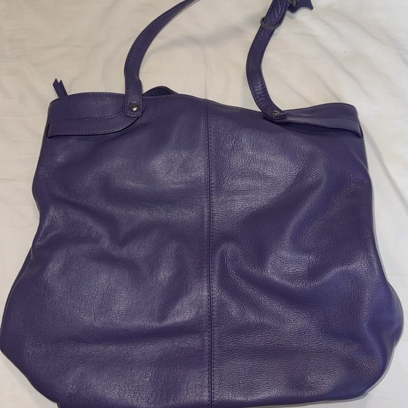 Boots and bagspurse - Picture 4 of 5